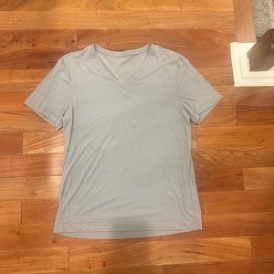 Lululemon T-shirt